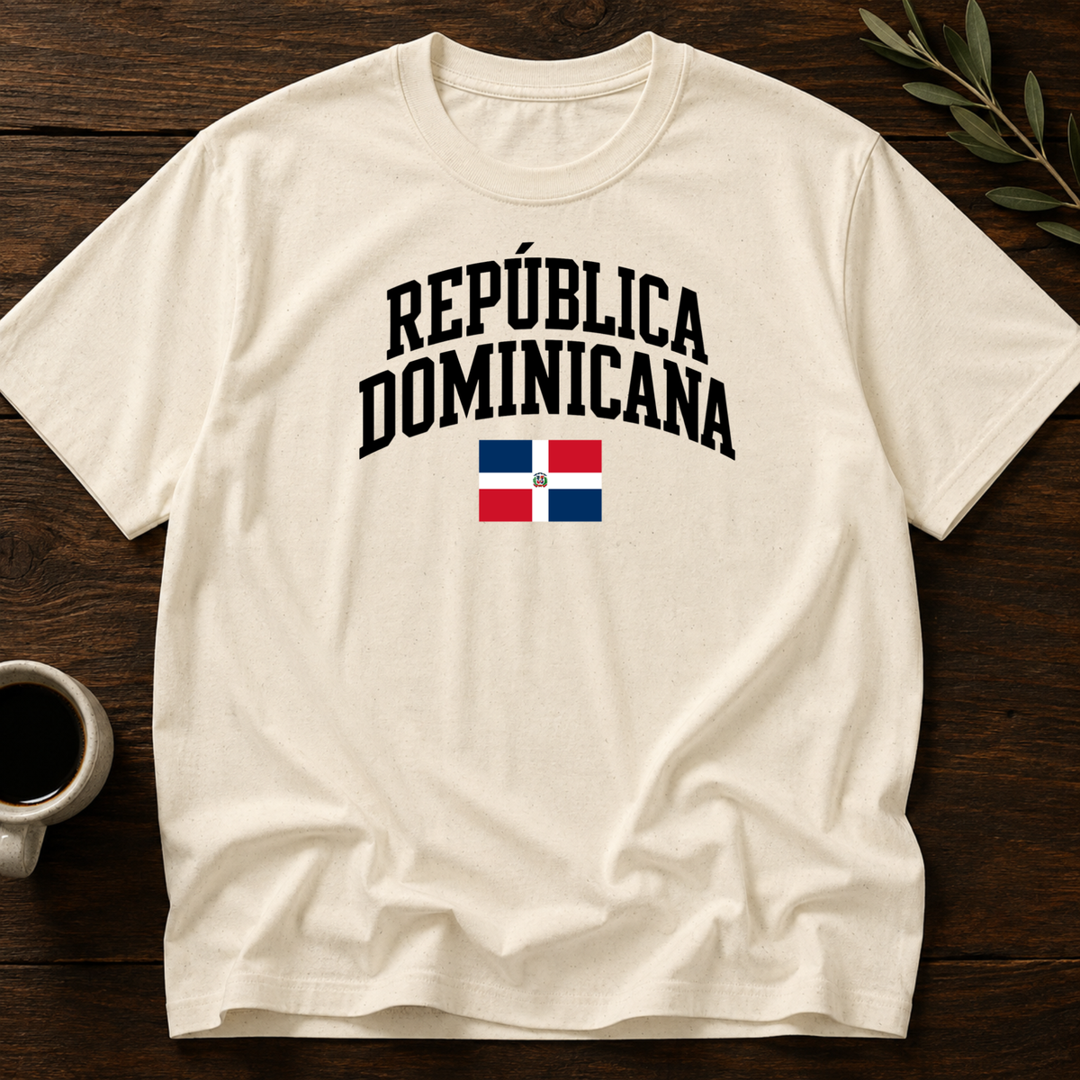 República Dominicana Varsity T-Shirt – Natural – Wear Your Heart